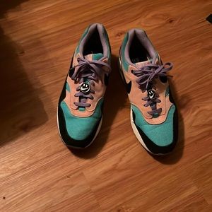 Airmax alter the icons size 13